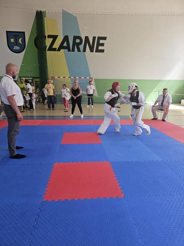 Białogardzcy Karatecy i Zapaśnicy z Medalami.