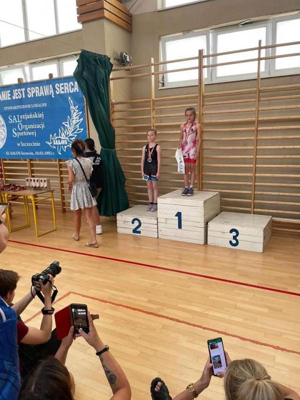 Białogardzcy Karatecy i Zapaśnicy z Medalami.