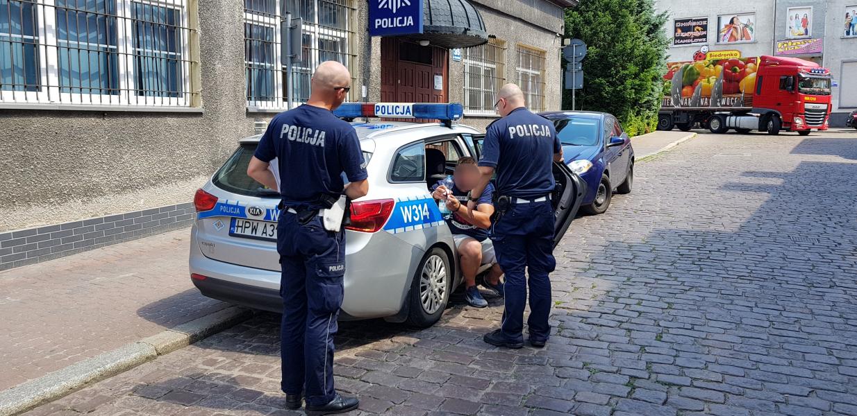 3,6 promila wydmuchał kierowca volkswagena! Obywatelskie zatrzymanie pod Białogardem.