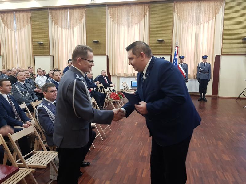 Odprawa Służbowa  i pożegnanie Komendanta Powiatowego Policji w Białogardzie - obszerna fotorelacja.