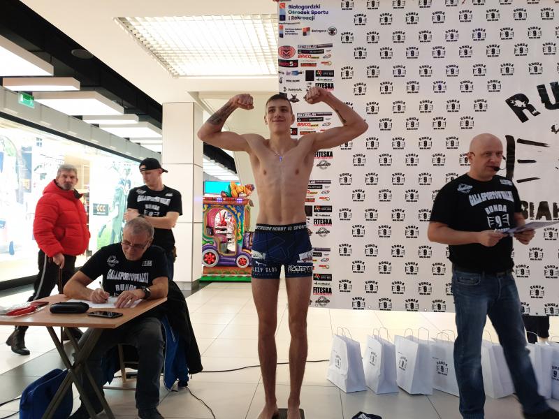 Gala sportów walki Runda 9 - oficjalne ważenie zawodników. Fotorelacja! 