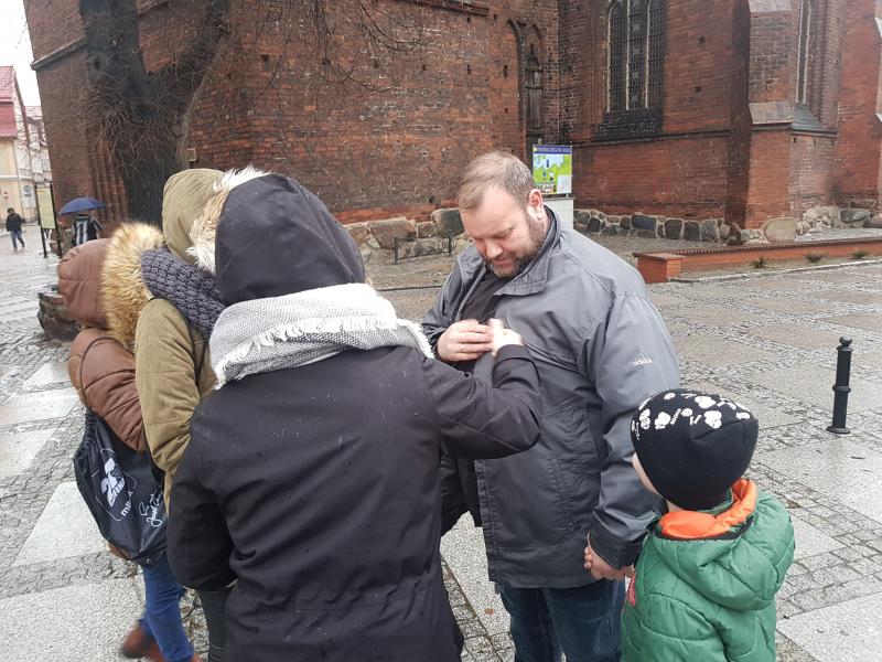 Wielka Orkiestra Świątecznej Pomocy od rana gra w Białogardzie. Wielki finał dziś 17:00 hala przy LO Zapraszamy!  