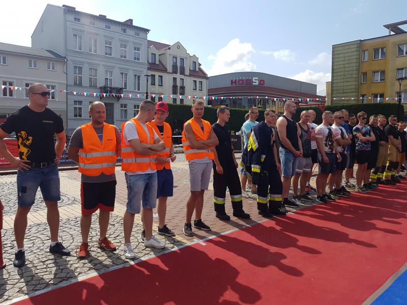 Strażackie zmagania na Placu Wolności w Białogardzie. Wyniki! Mega porcja zdjęć! 