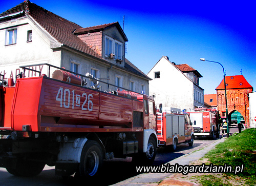 Zdjęcia + Film Zawalenie się stropu w budynku przy ul. Grottgera 