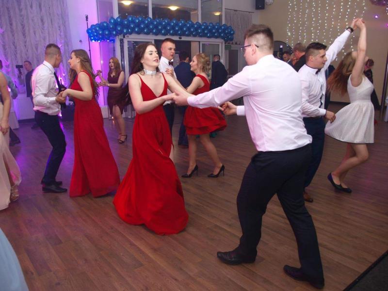 Studniówka Zespołu Szkół Ponadgimnazjalnych w Białogardzie 