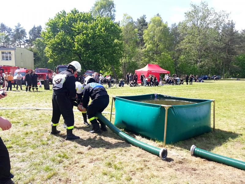Zawody sportowo  - pożarnicze zakończył strażacki piknik.