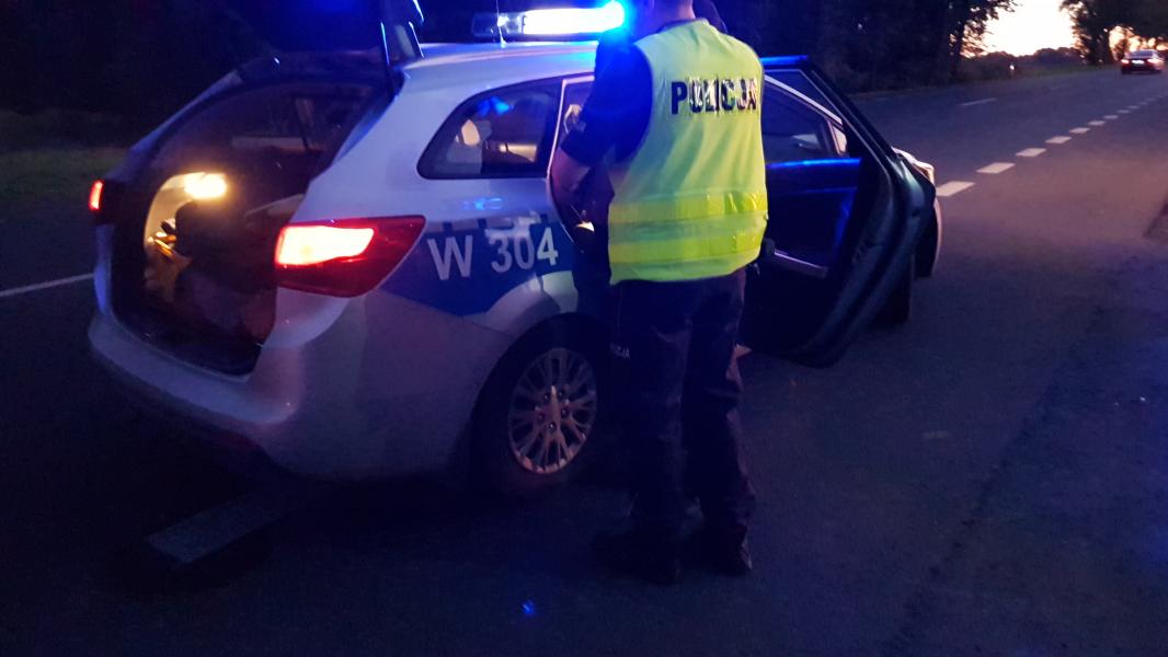Pijany i bez uprawnień jechał do Szczecina - wpadł pod Białogardem i trafił do aresztu! ZDJĘCIA  