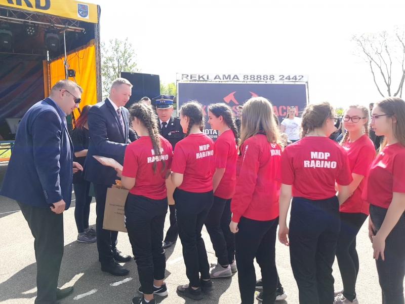 Zawody sportowo  - pożarnicze zakończył strażacki piknik.