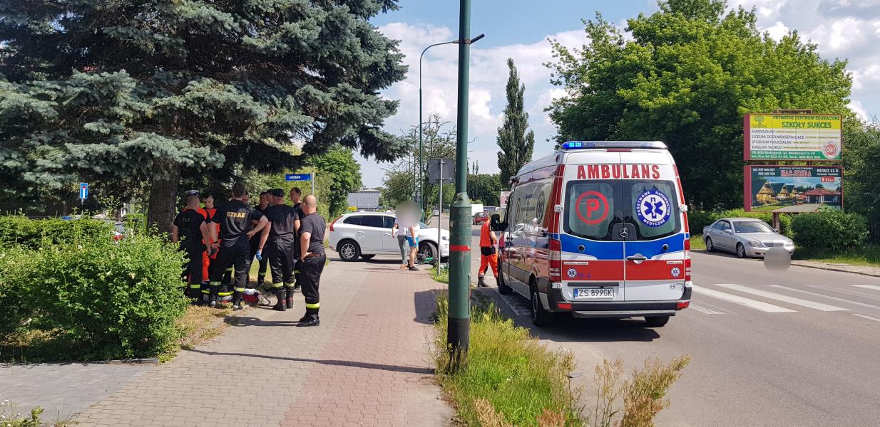 Potrącenie rowerzysty w Białogardzie - poszkodowany trafił do szpitala. 