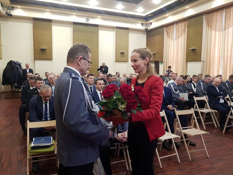 Odprawa Służbowa  i pożegnanie Komendanta Powiatowego Policji w Białogardzie - obszerna fotorelacja.