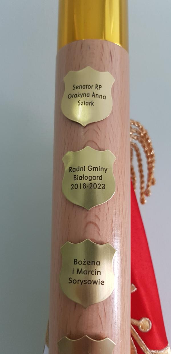 Szkoła podstawowa w Stanominie ma już swojego patrona! Fotorelacja z uroczystości. 