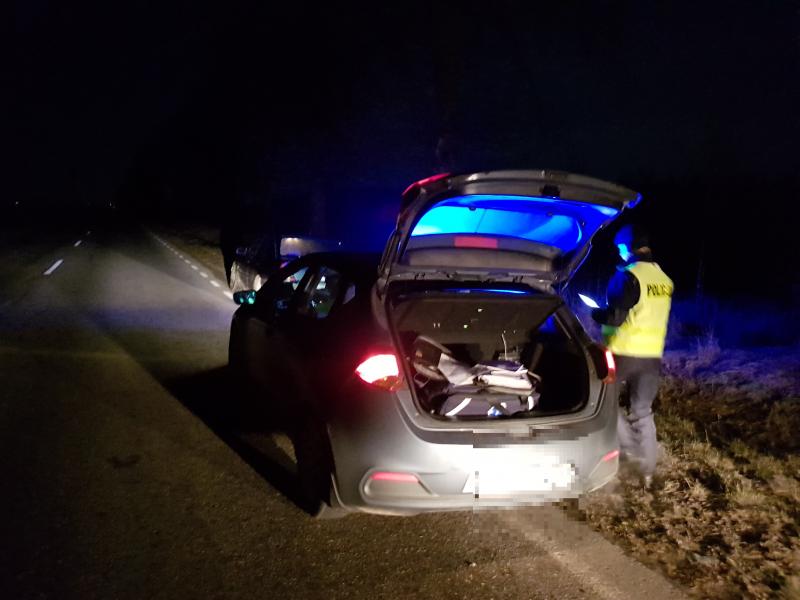 Pijany kierowca bez uprawnień zatrzymany przez policję!
