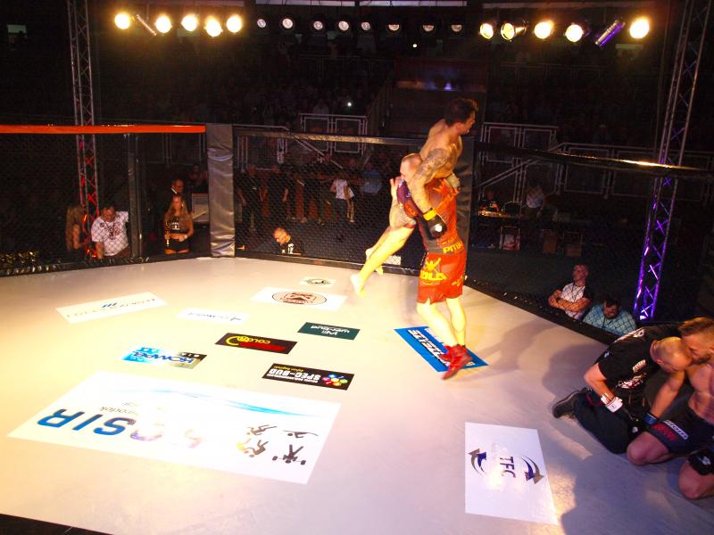 Gala Sportów Walki Runda 8 - obszerna fotorelacja !