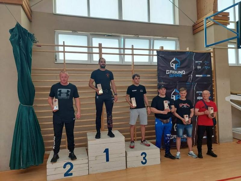 Białogardzcy Karatecy i Zapaśnicy z Medalami.