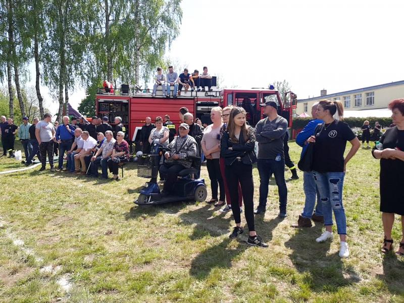 Zawody sportowo  - pożarnicze zakończył strażacki piknik.
