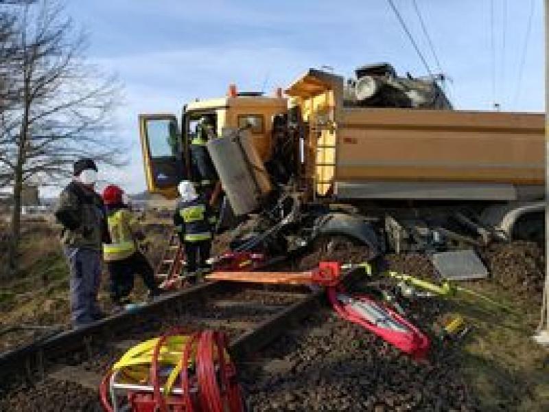 Wypadek na przejeżdzie kolejowym.