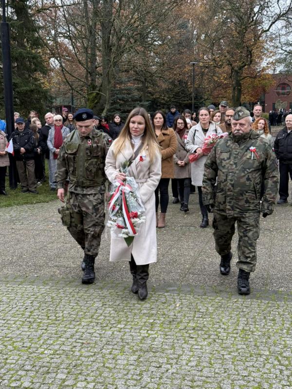 Wspólne świętowanie 107. rocznicy odzyskania niepodległości w Białogardzie