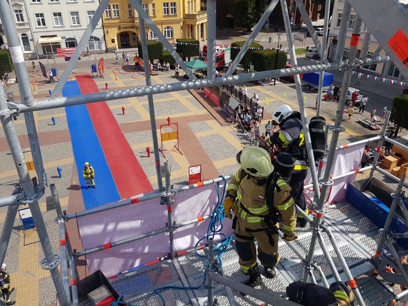 Strażackie zmagania na Placu Wolności w Białogardzie. Wyniki! Mega porcja zdjęć! 