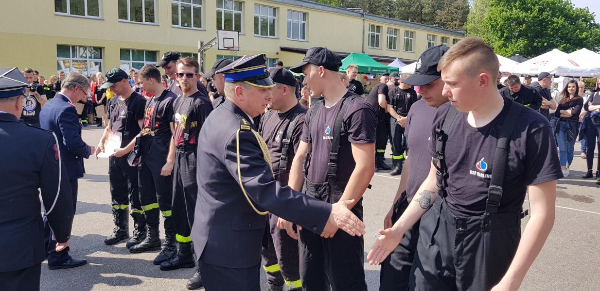 Zawody sportowo  - pożarnicze zakończył strażacki piknik.