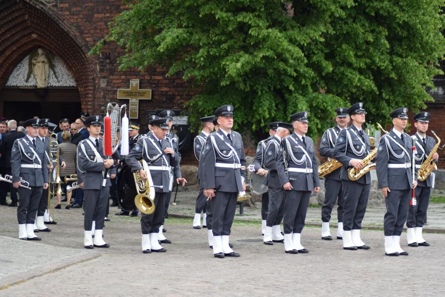 Powiatowe Obchody Dnia Strażaka w Białogardzie. Awanse i odznaczenia.