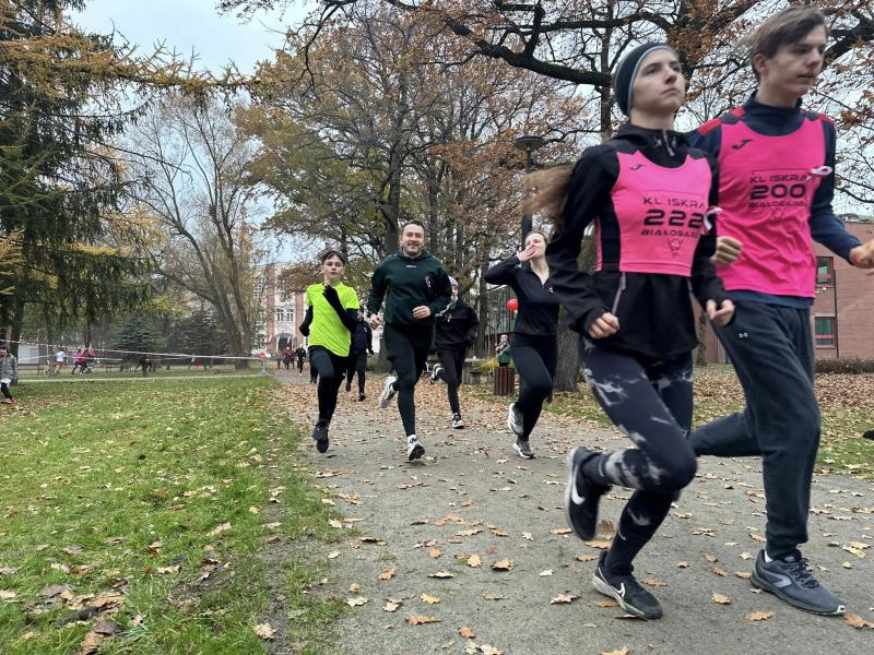 Niepodległość na sportowo – Białogard biegł w biało-czerwonych barwach