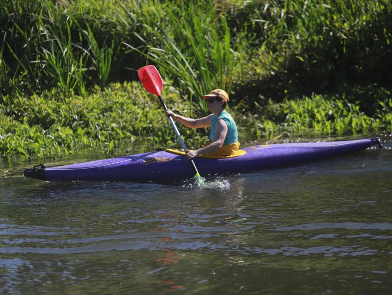 Płynęli, by pomóc Mauro – 12-godzinny maraton kajakowy na Parsęcie
