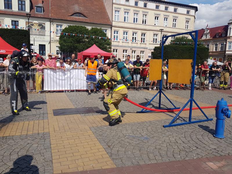 Strażackie zmagania na Placu Wolności w Białogardzie. Wyniki! Mega porcja zdjęć! 