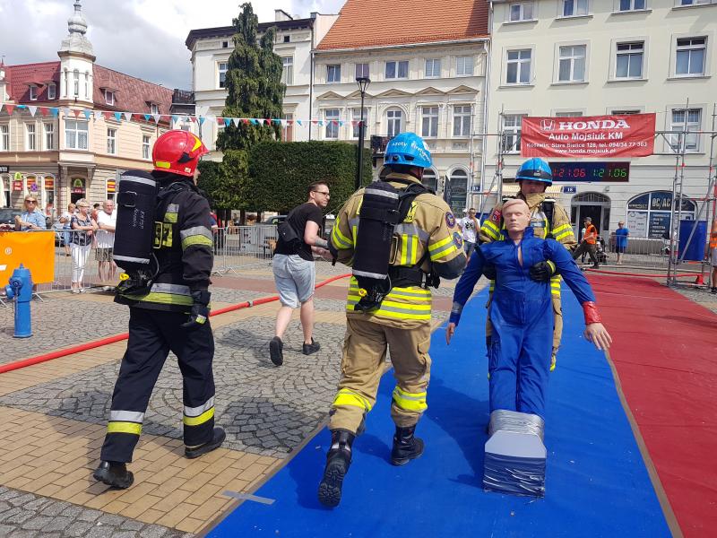 Strażackie zmagania na Placu Wolności w Białogardzie. Wyniki! Mega porcja zdjęć! 