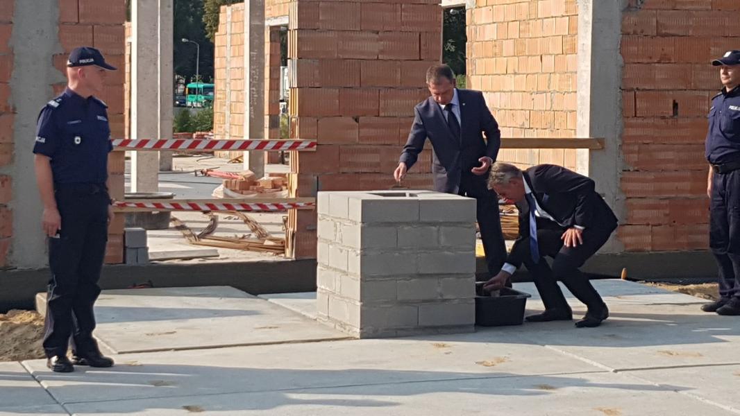 Poświęcenie i wmurowanie aktu erekcyjnego pod budowę nowego komisariatu policji w Białogardzie