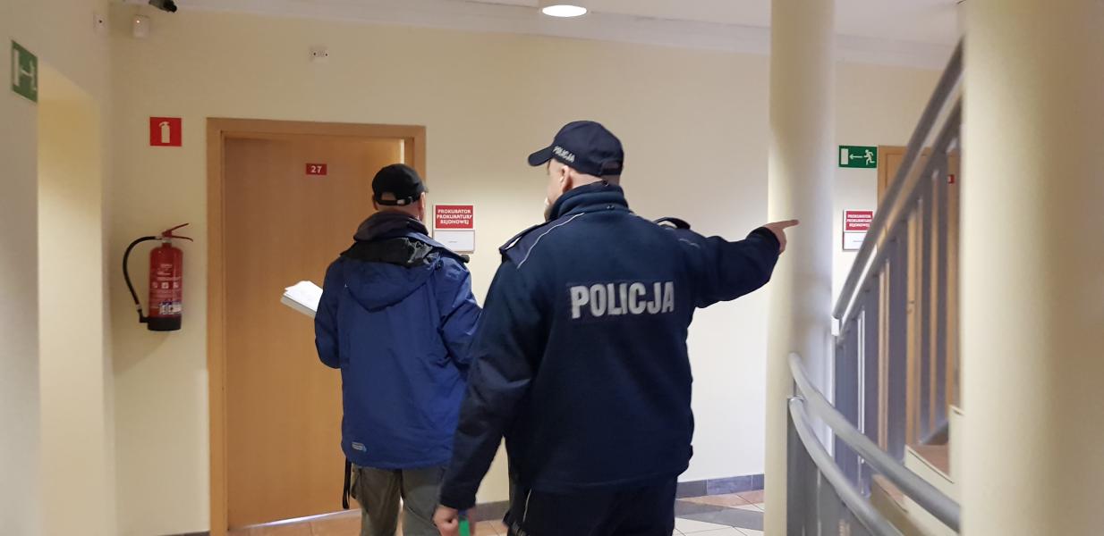 Nożownik usłyszał prokuratorskie zarzuty - złożył wyjaśnienia! Nowe fakty w sprawie.