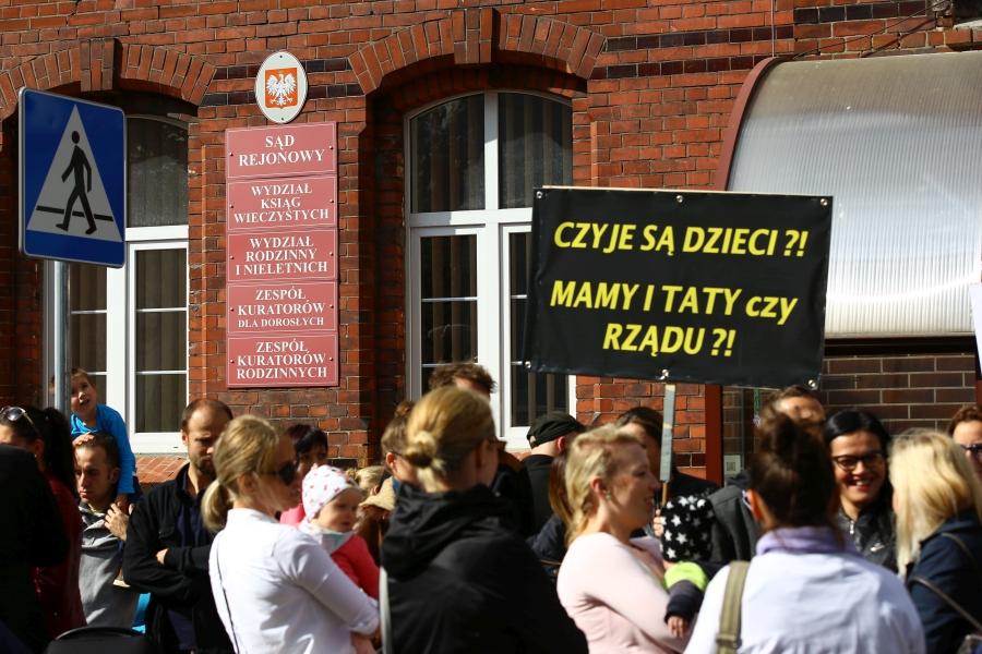 Sąd cofnął decyzję w sprawie noworodka.