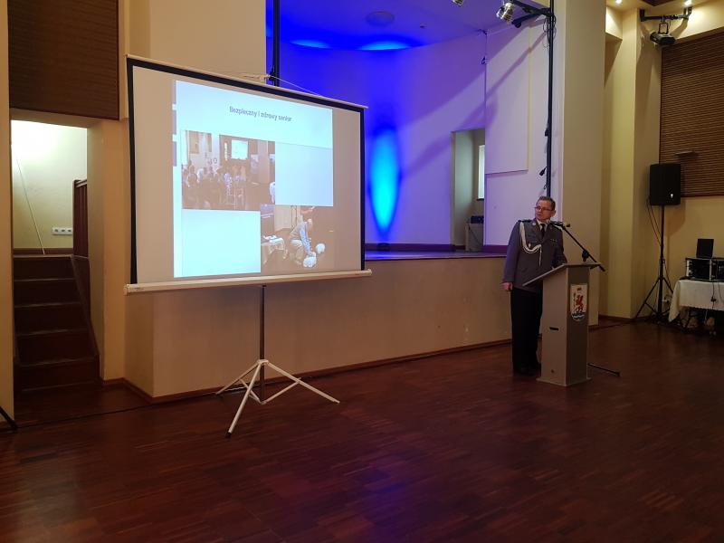 Odprawa Służbowa  i pożegnanie Komendanta Powiatowego Policji w Białogardzie - obszerna fotorelacja.