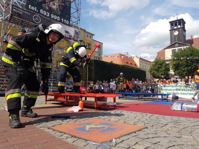 Strażackie zmagania na Placu Wolności w Białogardzie. Wyniki! Mega porcja zdjęć! 