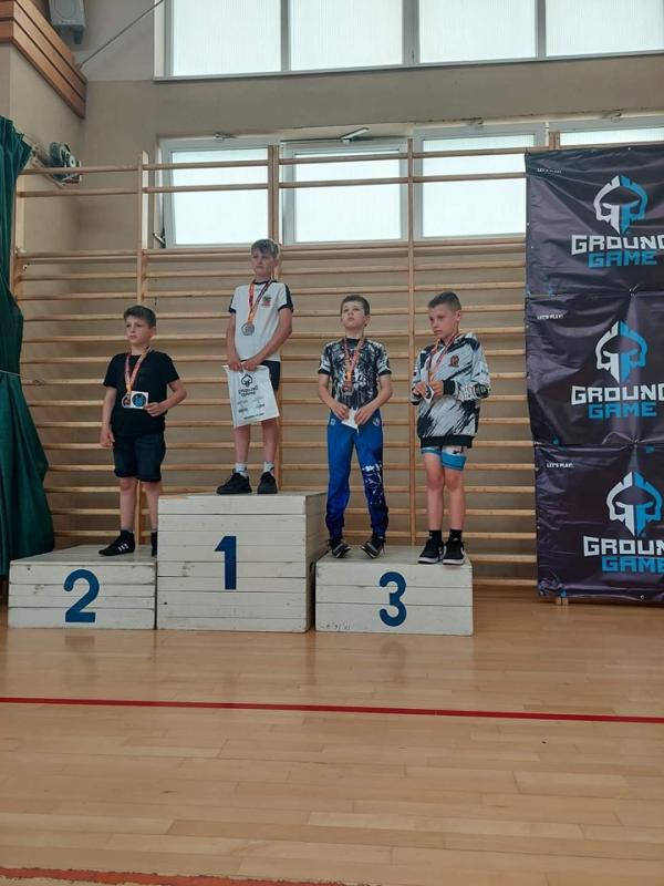 Białogardzcy Karatecy i Zapaśnicy z Medalami.