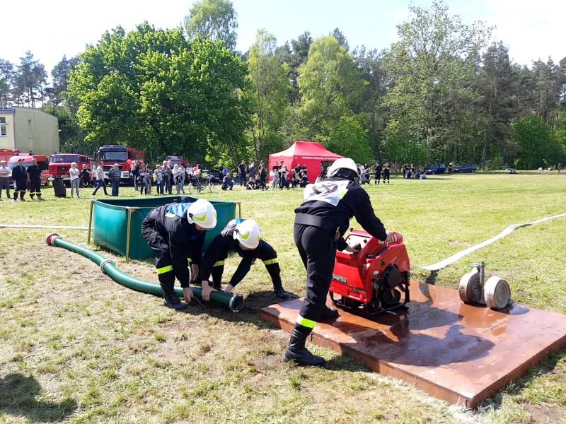 Zawody sportowo  - pożarnicze zakończył strażacki piknik.