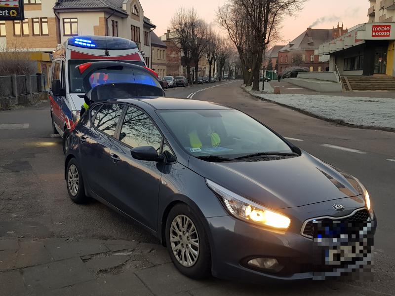 Potrącenie matki z dwójką dzieci na przejściu dla pieszych!