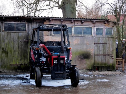 Pożar ciągnika w Redlinie 