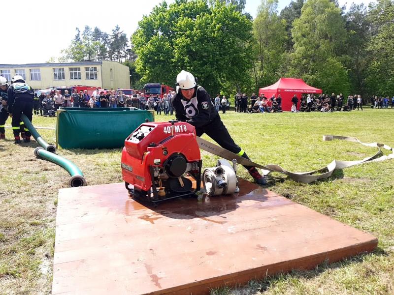 Zawody sportowo  - pożarnicze zakończył strażacki piknik.