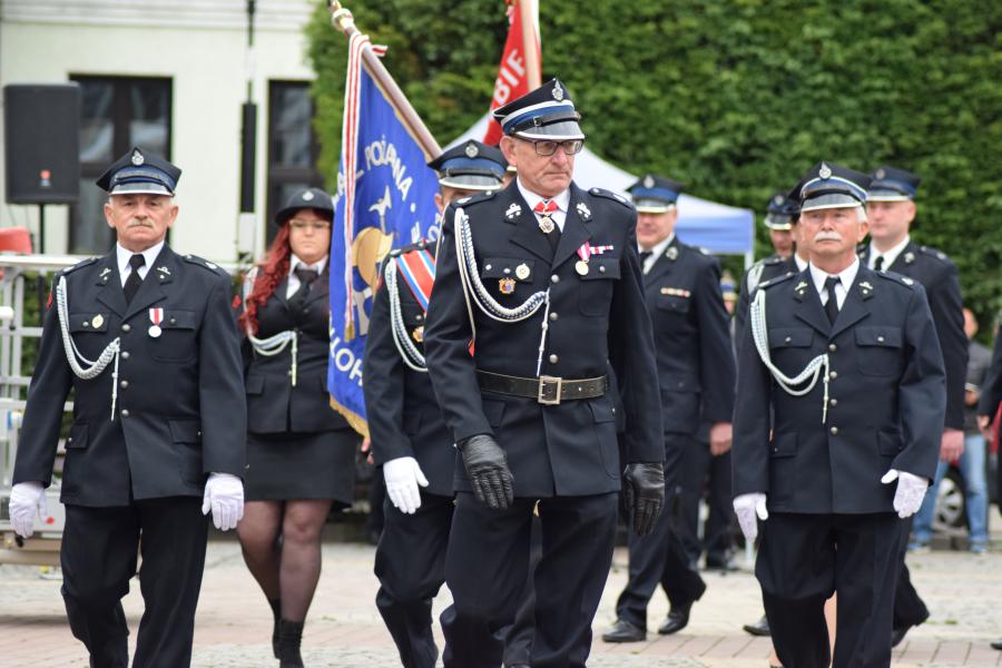 Powiatowe Obchody Dnia Strażaka w Białogardzie. Awanse i odznaczenia.