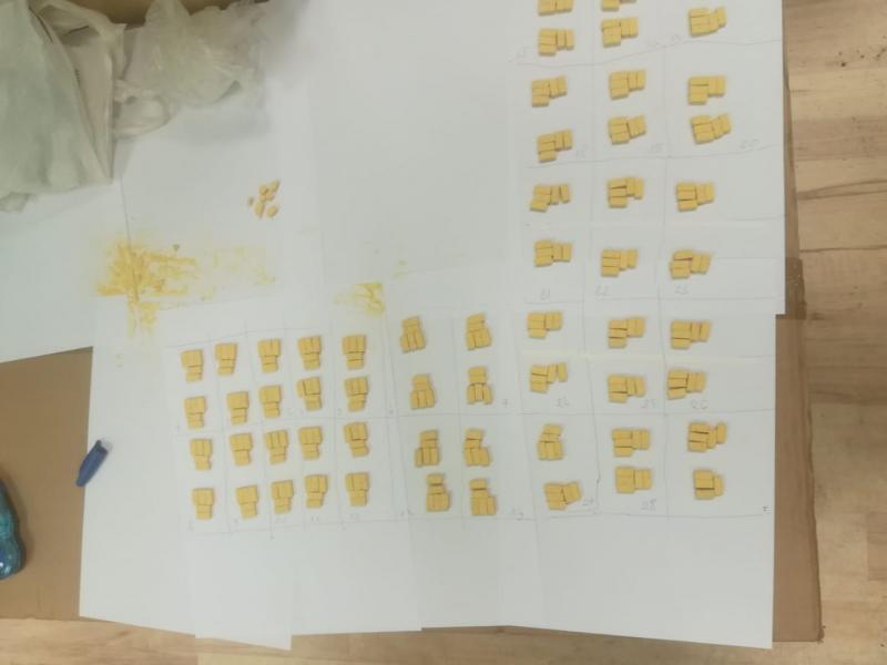 32 latek zatrzymany za posiadanie znacznych ilości narkotyków. Grozi mu nawet 10 lat więzienia.