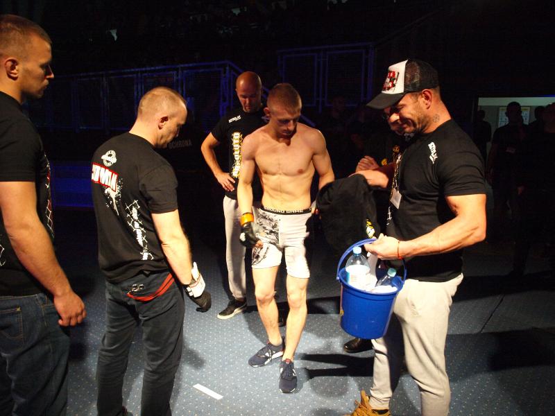 Gala Sportów Walki Runda 8 - obszerna fotorelacja !