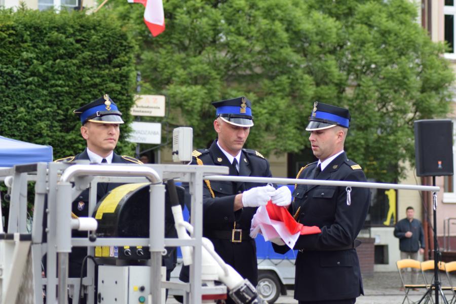Powiatowe Obchody Dnia Strażaka w Białogardzie. Awanse i odznaczenia.