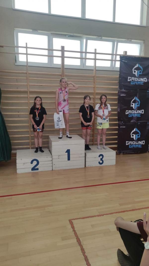 Białogardzcy Karatecy i Zapaśnicy z Medalami.