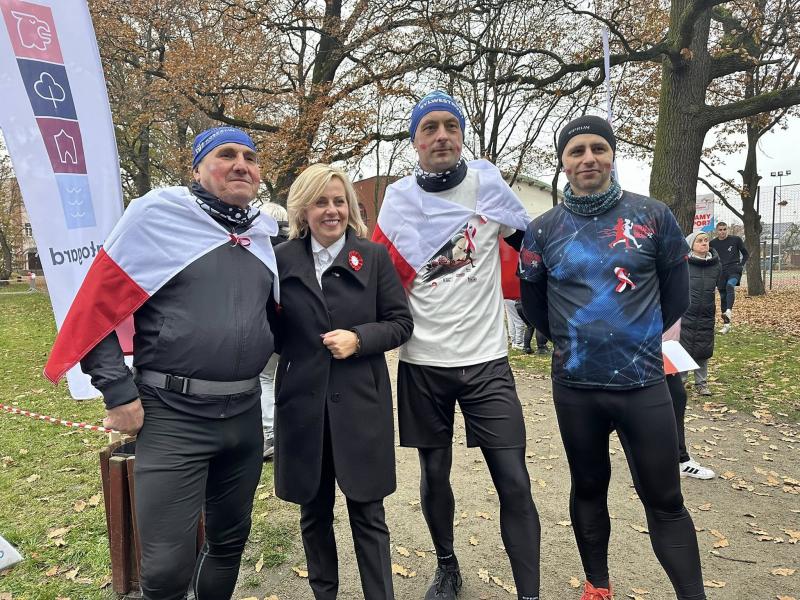 Niepodległość na sportowo – Białogard biegł w biało-czerwonych barwach