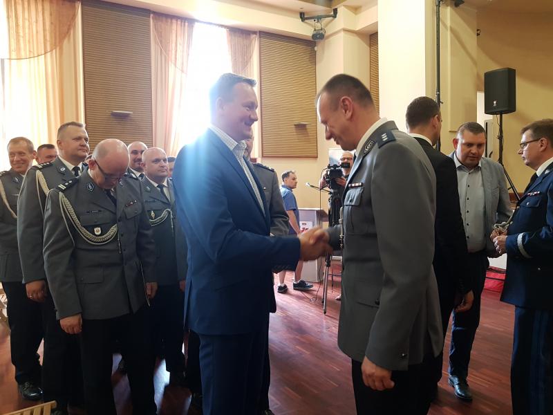 Uroczyste zaprzysiężenie nowego Komendanta Policji w Białogardzie. Obszerna fotorelacja!  