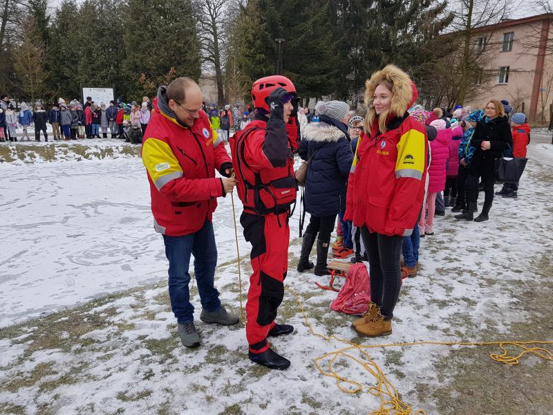 Wspólna akcja Policji, Straży Pożarnej oraz WOPR powiatu białogardzkiego. 