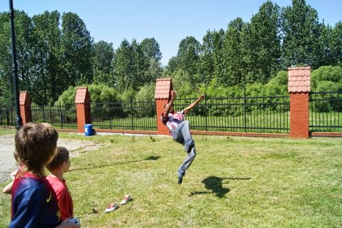 Młodzież z Madagaskaru w Karlińskiej Straży