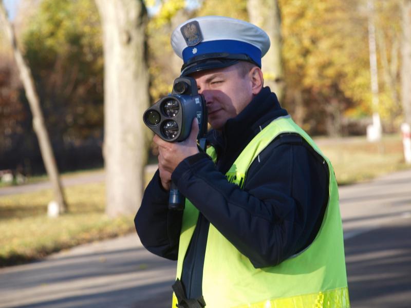 32 mandaty karne dla kierowców - 5 z nich straciło prawko!