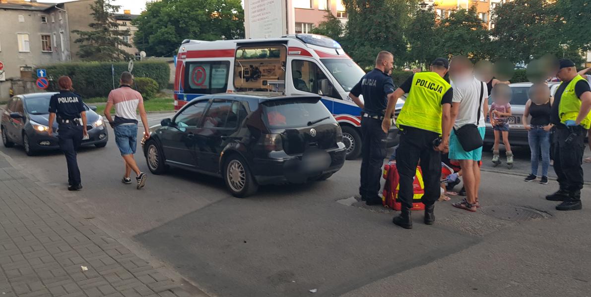 Wypadek w centrum Białogardu  - 8 latka potrącona przez auto.
