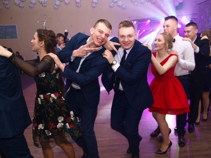 Studniówka Zespołu Szkół Ponadgimnazjalnych w Białogardzie 